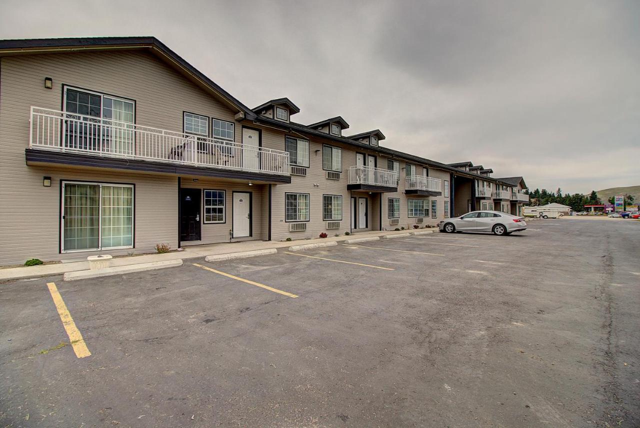Days Inn & Suites By Wyndham Lolo Exterior foto
